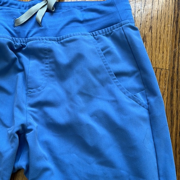 Figs Zamora Joggers - Picture 4 of 13